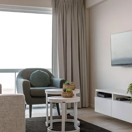 Beautiful With Sea View On Location *
